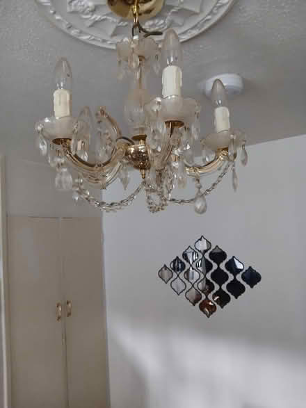 Photo of free Chandelier (Killamarsh S21) #1
