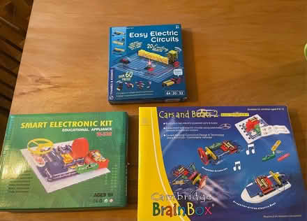 Photo of free Electronics kits for kids 8+ (Bloxham OX15) #1