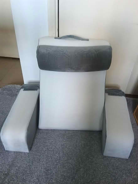 Photo of free Back support (TW3 Hounslow) #1
