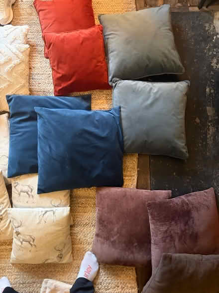 Photo of free Variety of cushions (BA15 central BOA) #2