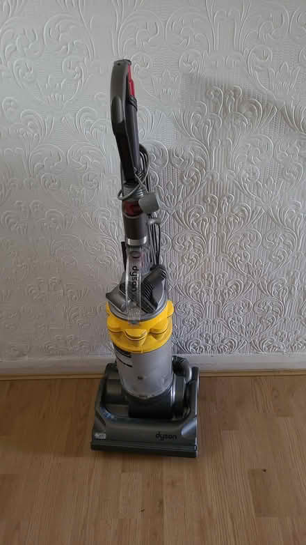 Photo of free Dyson Vacuum clearner (Edmonton, N18) #1