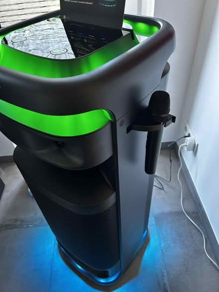 Photo of free Speaker (Tyburnia, Londres W2 2HH) #2