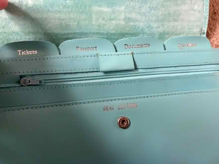 Photo of free Travel Wallet (Longbarn WA2) #3