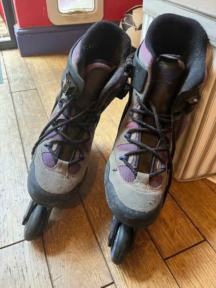 Photo of free Size 7.5 / 41.5 rollerblades (North Cricklewood NW2) #2