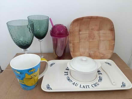 Photo of free Mix of kitchen bits (Redhill RH1) #1