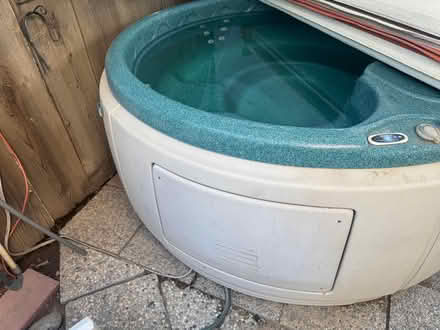 Photo of free Hot Tub (Turlock) #4