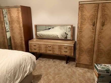 Photo of free Vintage 3-Piece Bedroom Suite (Bilton HG1) #1