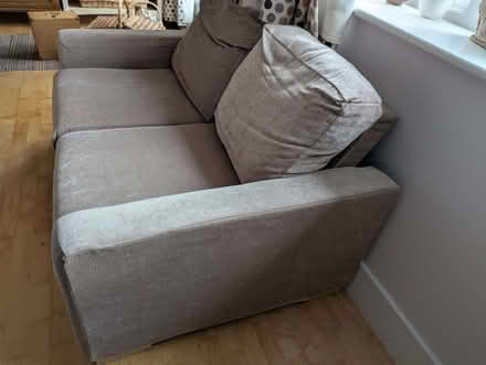 Photo of free Tiny sofa (Headington OX3) #2