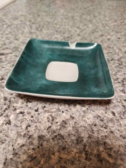 Photo of free Chipped Vista Alegre porcelain tray (Hamilton Heights) #1