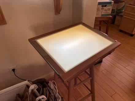 Photo of free Light Table (Moutain View near San Antonio) #1