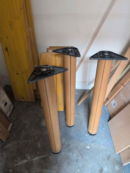 Photo of free Gieffe table legs 3 very solid (Millbank SW1P) #1
