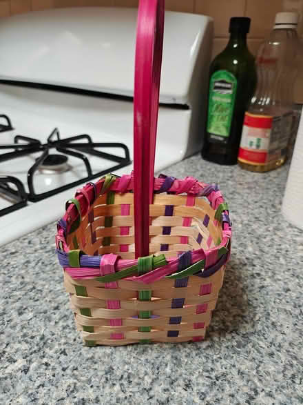 Photo of free Colorful small basket (Hamilton Heights) #2