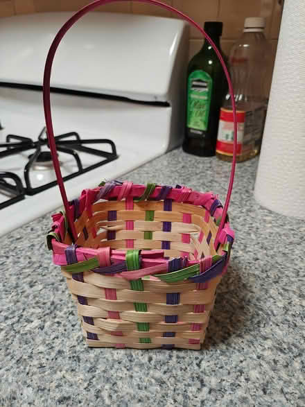 Photo of free Colorful small basket (Hamilton Heights) #1