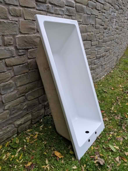 Photo of free Bath (Brunton KY15) #1