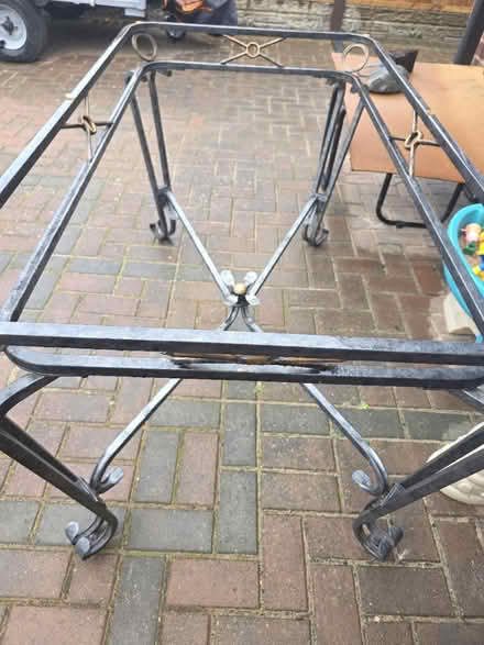 Photo of free Glass dining table (Marshside southport PR9) #1