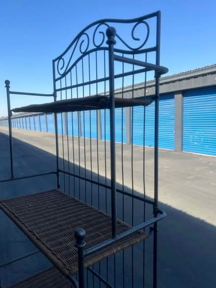 Photo of free Bakers rack (4th st Hanford) #2