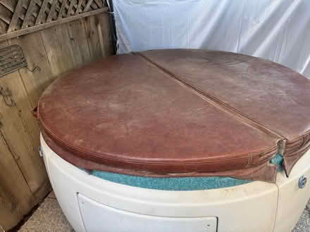 Photo of free Hot Tub (Turlock) #3