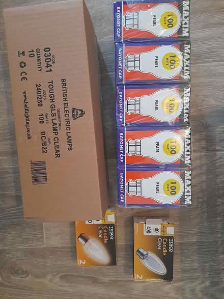 Photo of free Old style light bulbs (Bocking CM7) #1