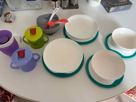 Photo of free Plastic bowls and mugs (Islington N1) #2