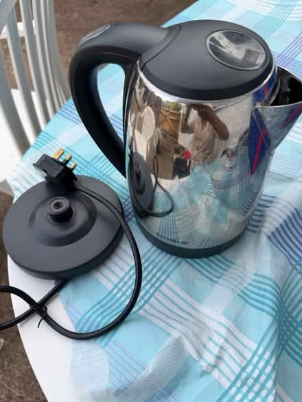 Photo of free Electric kettle (Croydon SM6) #1