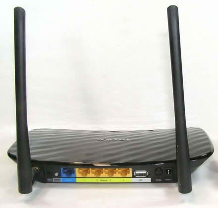 Photo of free TP-Link AC750 Dual Band Router (Westmill SG5) #1