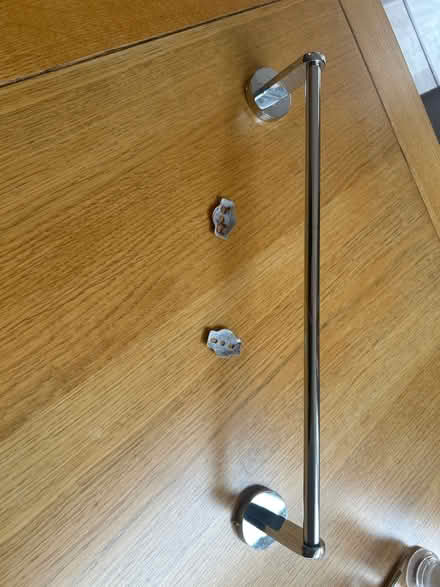 Photo of free Lightweight towel rail (Kenilworth CV8) #1