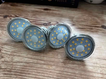 Photo of free GU 10 lightbulbs LED (Meadowhead S8) #2