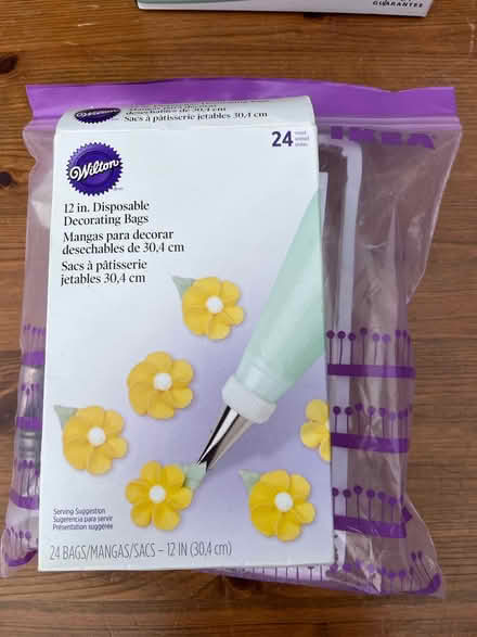 Photo of free Cake piping kit (Letchworth Sg6) #1