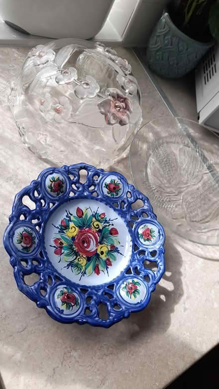 Photo of free Decorative glass and ceramic ware (St. Albans) #3