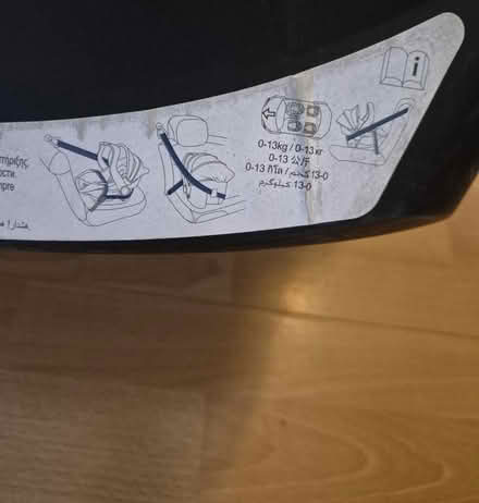 Photo of free Baby car seat (LE77AD) #3