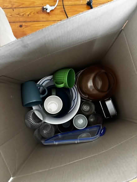 Photo of free kitchenware bundle (Braybrook) #3