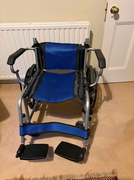 Photo of free Airplane approved fold up wheelchair (Northcote Road SW11) #2