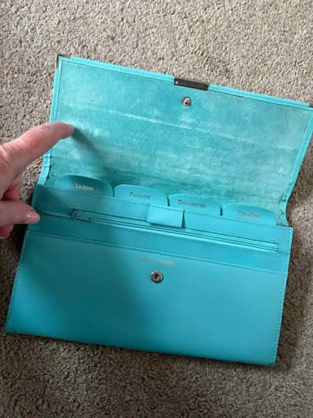 Photo of free Travel Wallet (Longbarn WA2) #2