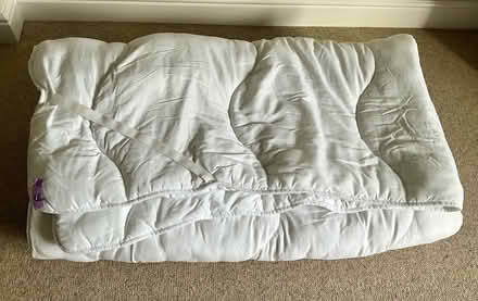Photo of free John Lewis synthetic Superking 6’ mattress topper -cleaned (Arborfield Garrison RG2) #2