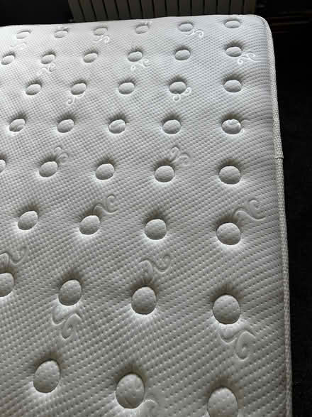 Photo of free Small double mattress (Central Watford WD23) #2