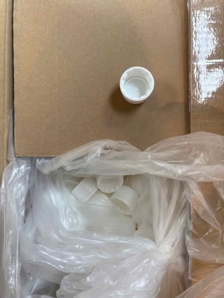Photo of free 28mm tamper proof bottle lids gerresheimer pp28 (Bledlow Ridge HP14) #2
