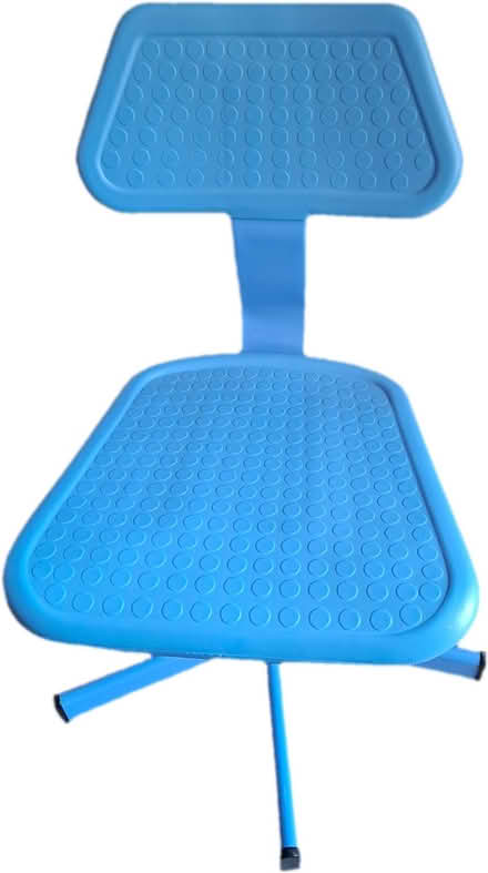 Photo of free Child's desk chair (Trelawny Circle, Mississauga) #1