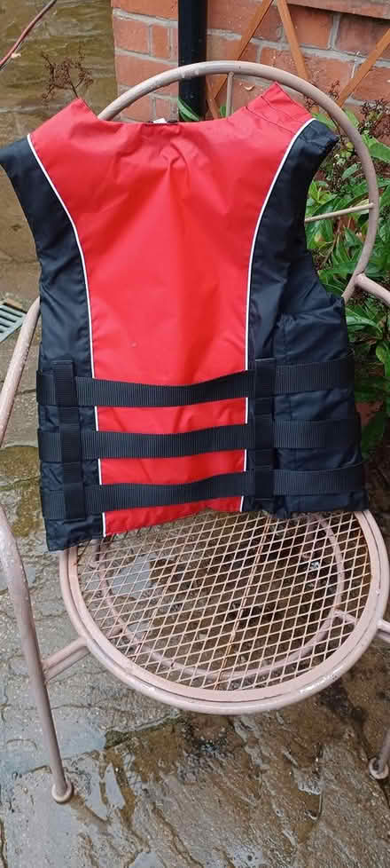 Photo of free Life vest (Loughborough central) #3