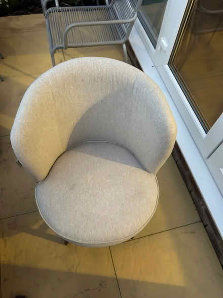 Photo of free Set of Dining Table Chairs (Rugby) #3