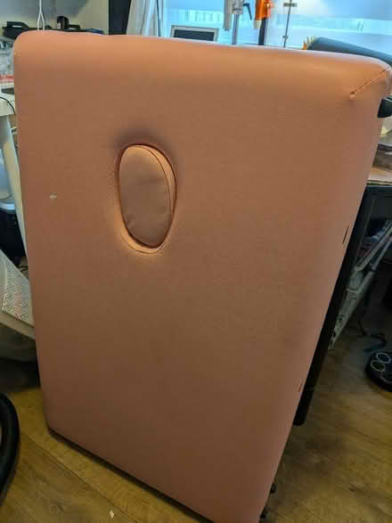Photo of free Pink massage/beauty table (Eltham SE9) #1
