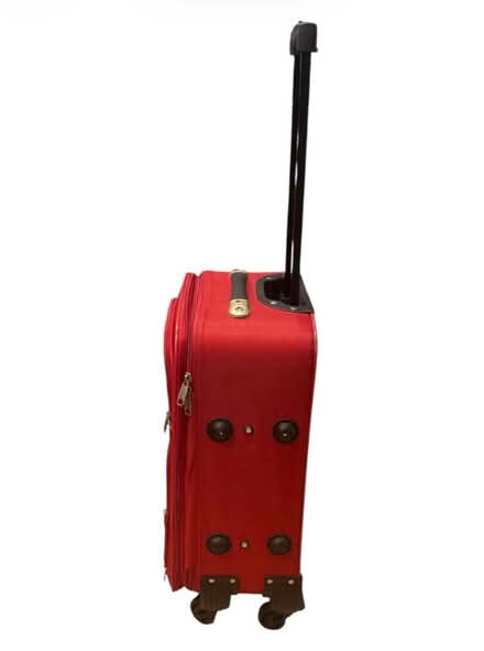 Photo of free Active Traveller Swivel Wheel Carry (Brooklyn Storage) #4
