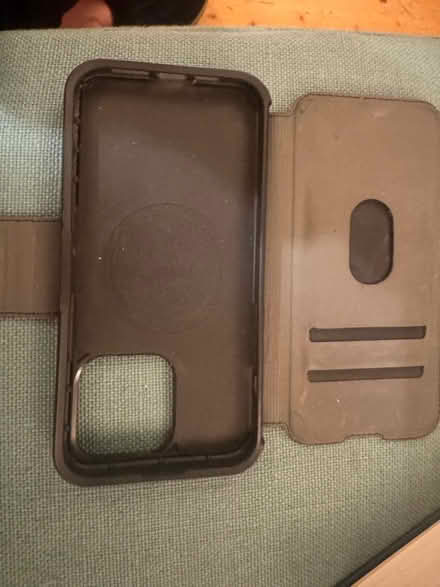Photo of free iPhone 15 pro max case and cover (Elephant and castle SE11) #1