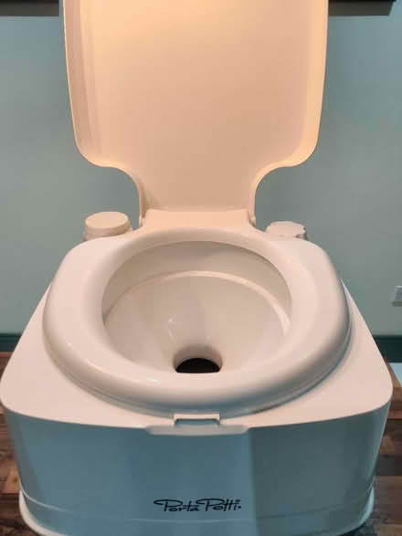 Photo of free Fully flushing camping toilet (Hornsey N8) #3