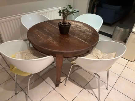 Photo of free Sofas,Beds, desk, console, table, chairs, lamp (Barnes SW13) #4