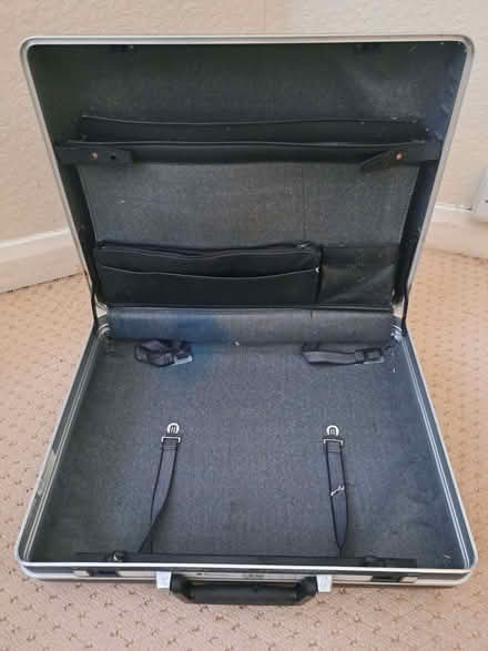 Photo of free Rigid lockable Echolac suitcase (Milber TQ12) #2