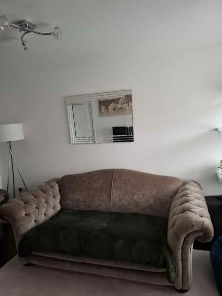 Photo of free Sofa's (Dartford DA1) #4