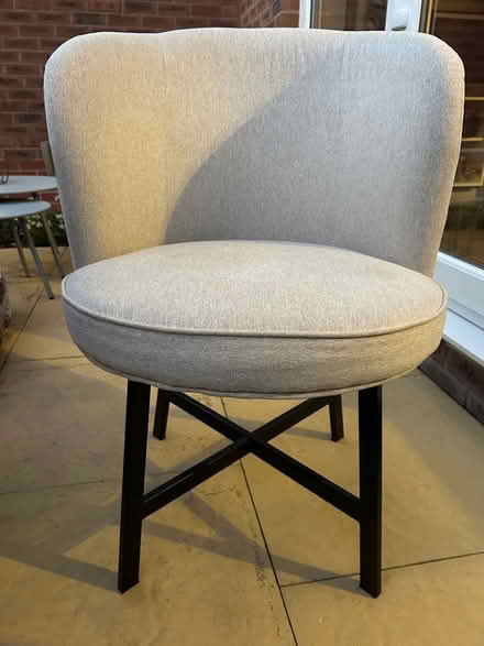 Photo of free Set of Dining Table Chairs (Rugby) #4