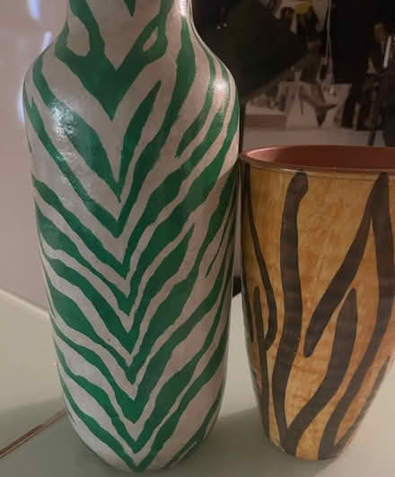 Photo of free 2 vases (Jamaica queens) #1