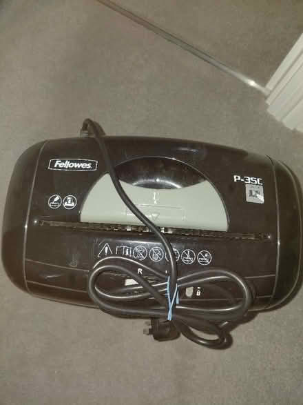 Photo of free Fellows Paper shredder (Southwater RH13) #1