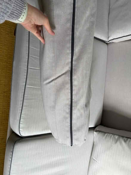 Photo of free L shaped sofa (HP6 6LA) #4